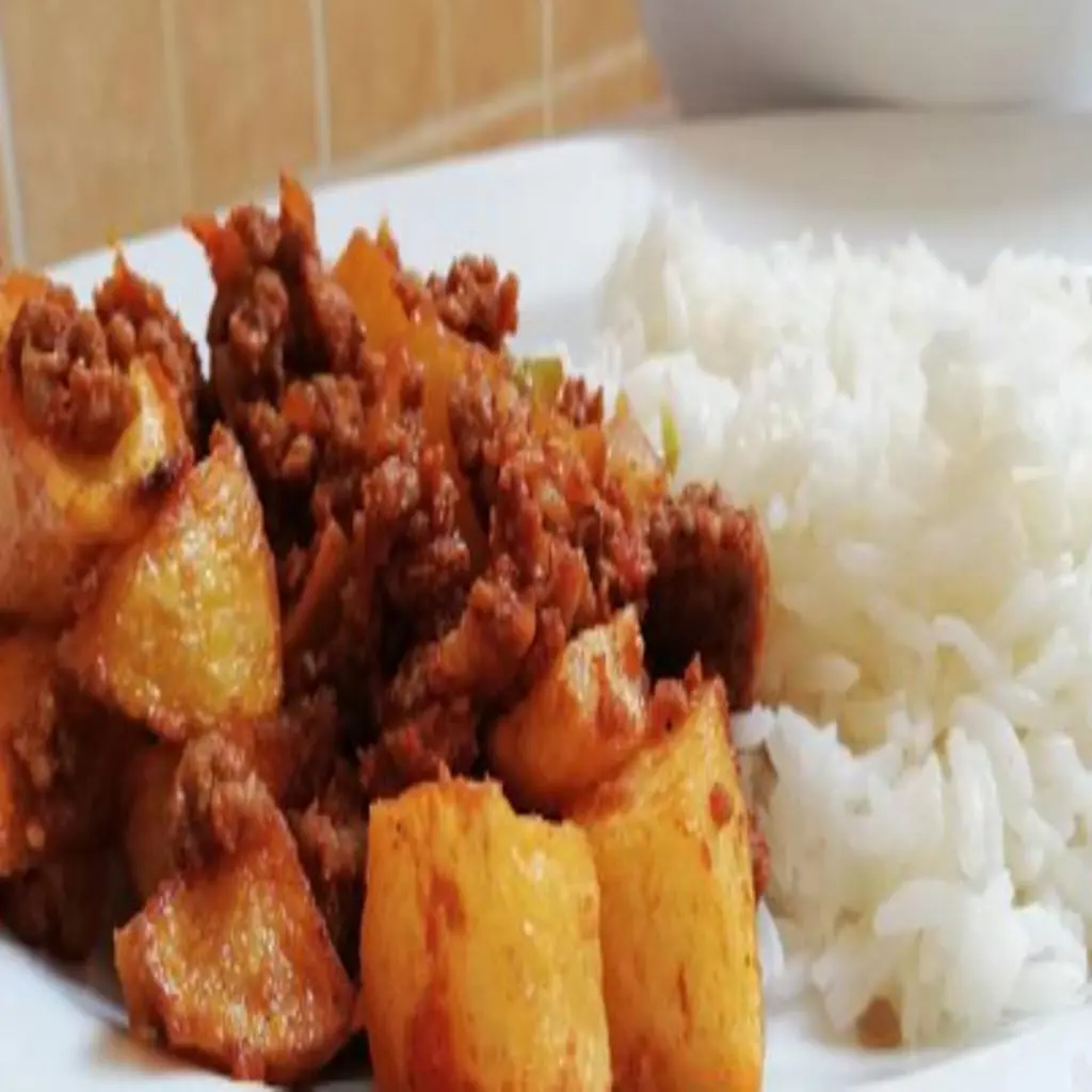 بطاطس باللحم مع الأرز